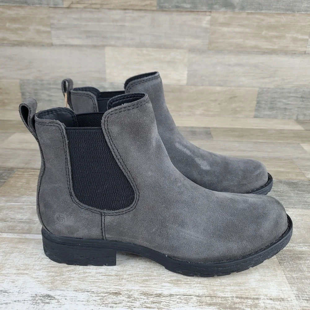 Born Cove Womens Chelsea Boots 8.5 M Charcoal Gray Suede Waterproof Pull On
